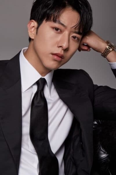 Ли Джон Шин / Lee Jung Shin / 이정신 (Ли Чон Шин / Ли Чжон Син / イ・ジョンシン)